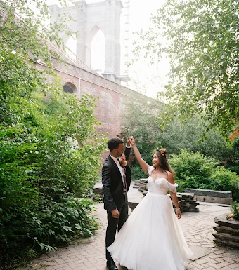 The Wedding Dresser Gallery 2