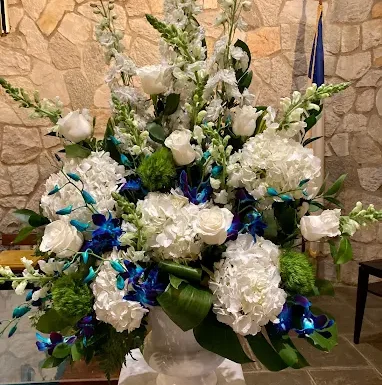 Ultima Florals Gallery 3