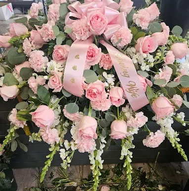 Mayer’s Flower Cottage Gallery 1