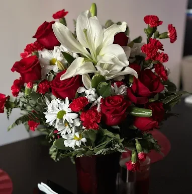 Danas Flower Shop Gallery 4