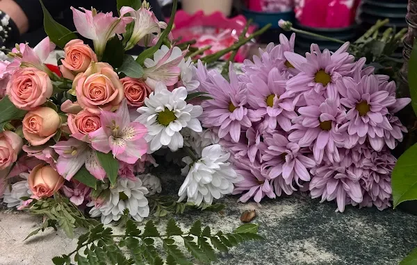 Flowers by Giorgie Gallery 2