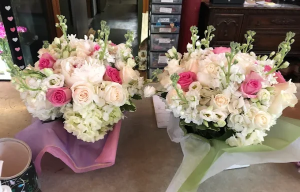 Flowers by Peter Gallery 0