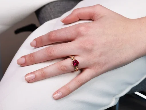 Segal Jewelry Gallery 3