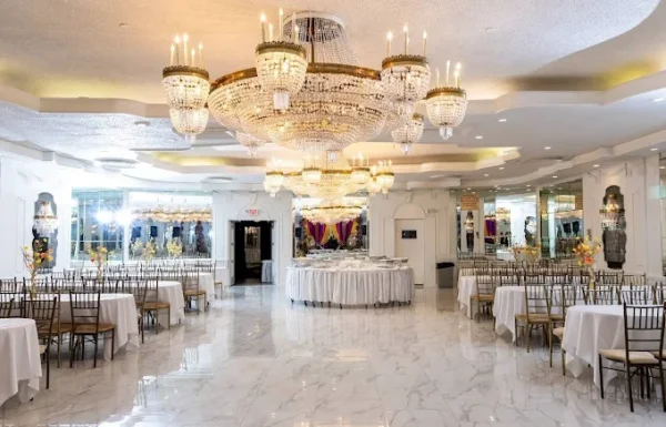 Astoria World Manor Gallery 4