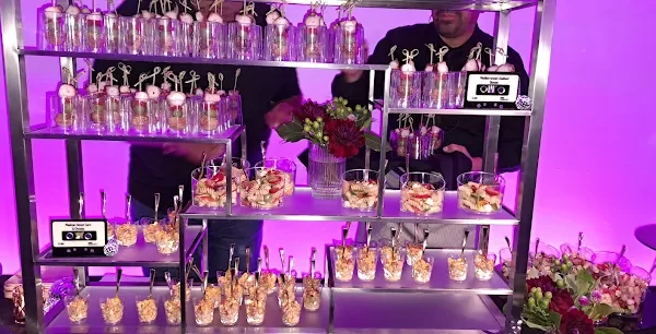 Lavan Midtown Gallery 0