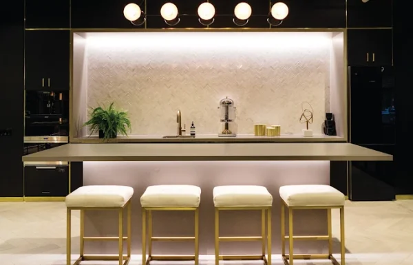 Ivy Terrace Gallery 0