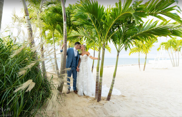 The Crescent Beach Club Gallery 4