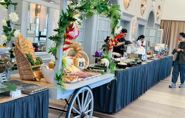 Russo’s On The Bay Gallery 0