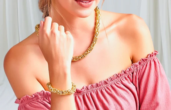 Amnic Jewelers Gallery 3