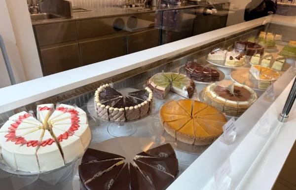 Lady M Cake Boutique – NoMad Gallery 0