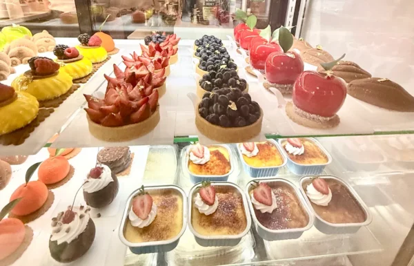 Happy Cake Bistro Gallery 1