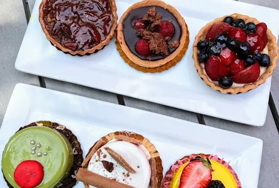 Charlotte Patisserie Gallery 0