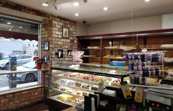 Cuccio’s Bakery Gallery 0