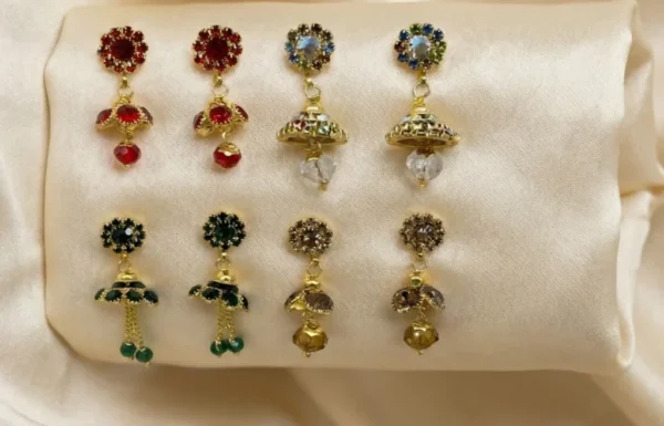 Earrings Plaza Gallery 0