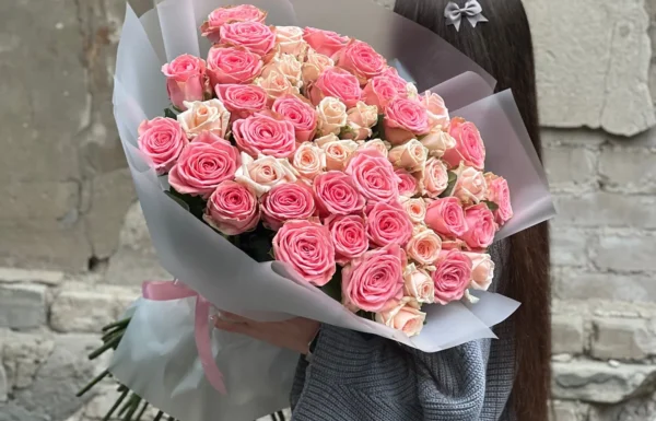 Ruscus Flowers Gallery 1